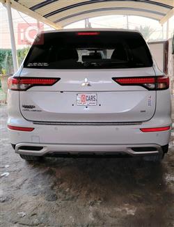 ميتسوبيشي اوتلاندر